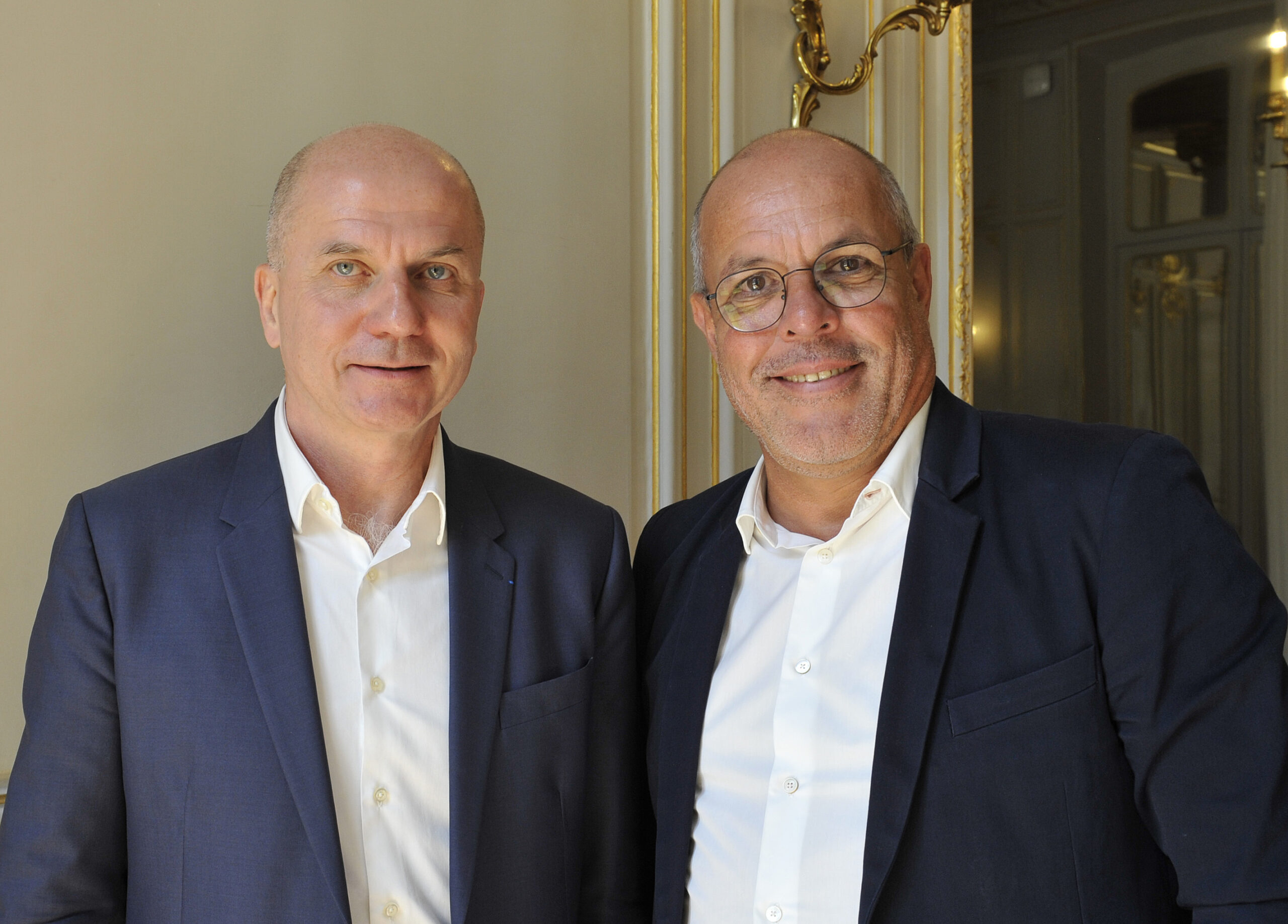 Laurent BÉRARD-QUÉLIN, Président sortant passe le relais à Jean-Christophe RAVEAU